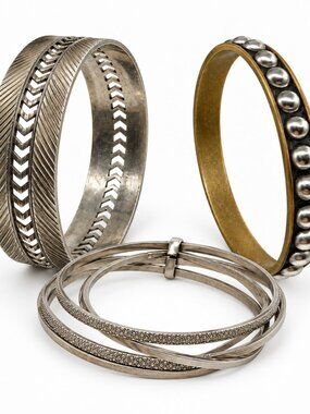 Unbranded – Silver & Brass Tones – Textured Bangle Bracelet Set of 3